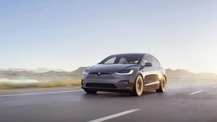 El programa de recomendación de Tesla puede ofrecer a los compradores de coches nuevos un descuento de hasta 1.000 €
